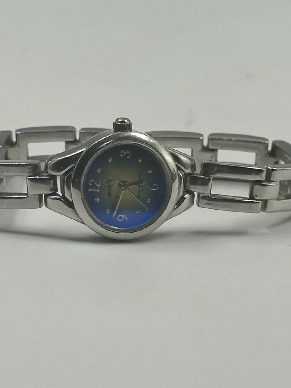 3/$30 Studio Y Watch Women Silver Tone Blue Yellow Color Changing Dial